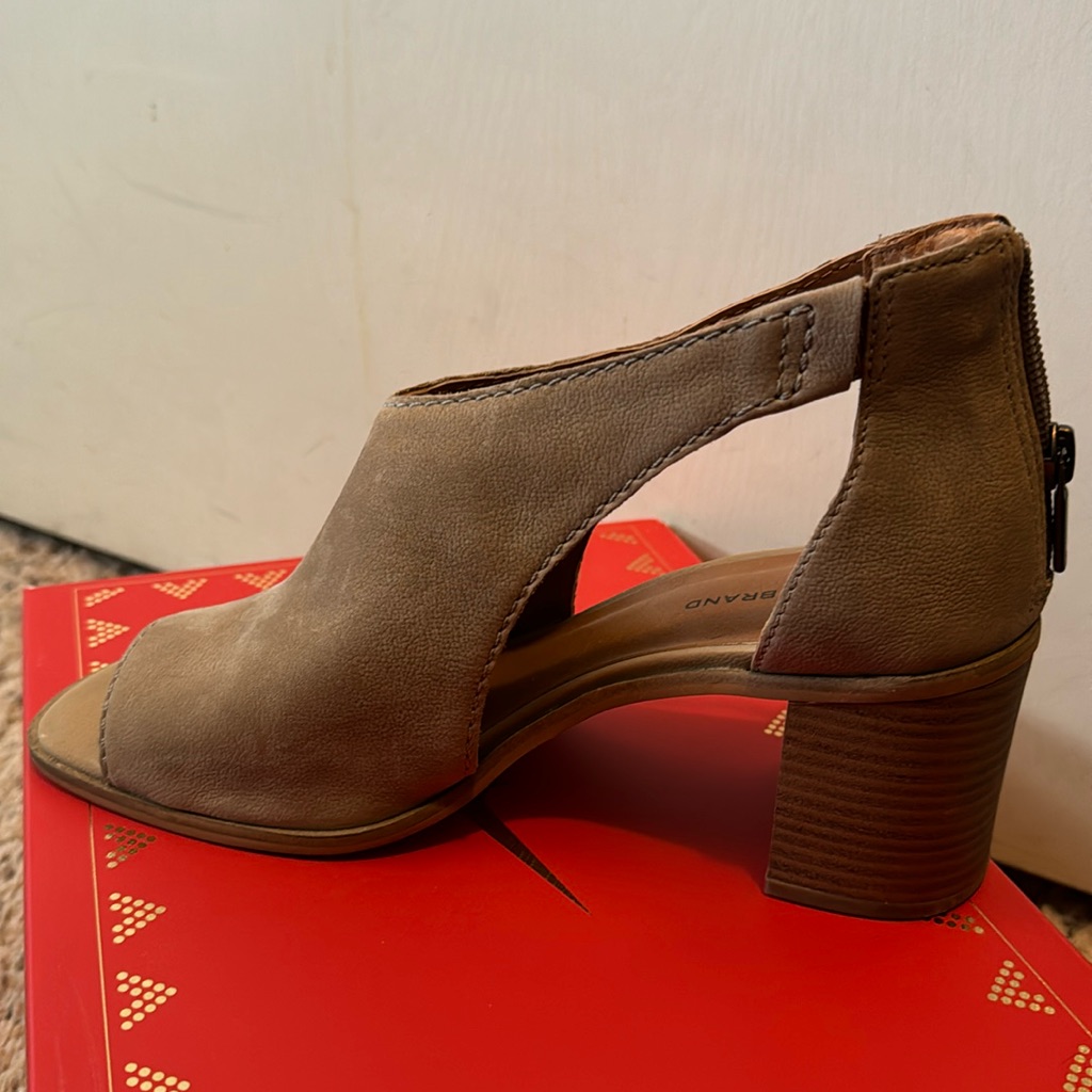 Lucky Brand Size 9